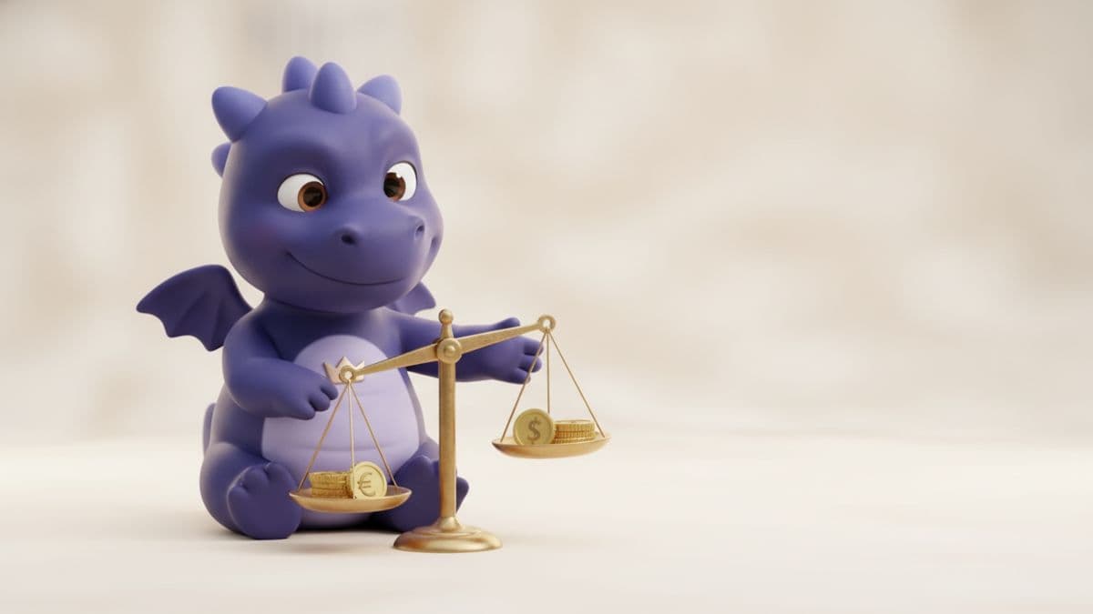 Currency risk for EU investors: euro salaries, dollar ETFs, and what actually matters